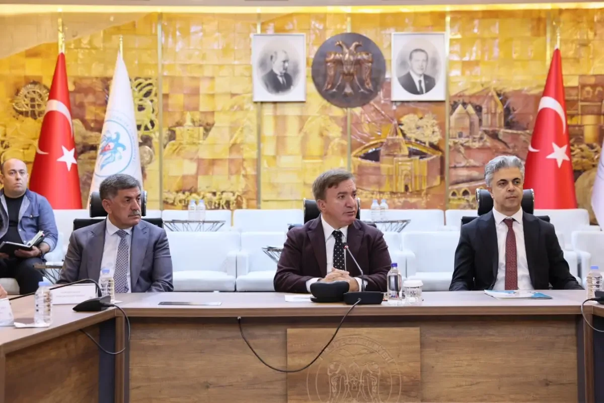 Erzincan’da üniversiteli gençlere ulaşım müjdesi